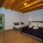 Villa Prelatheth